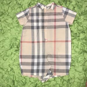 Burberry Baby Boy playsuit 9mo
